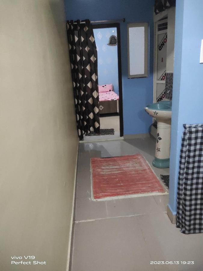 אויאיין Yashu Guest House מראה חיצוני תמונה