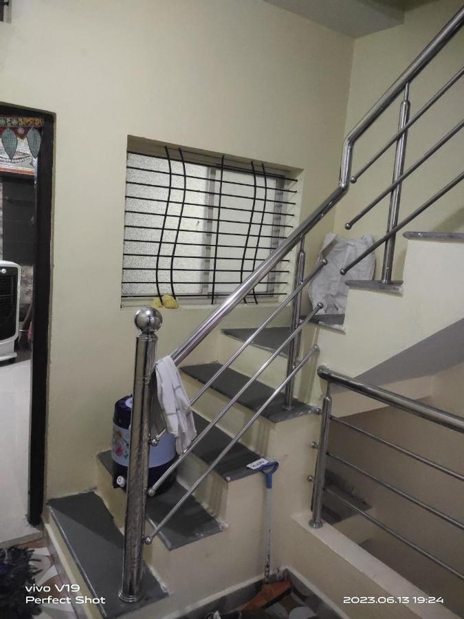 אויאיין Yashu Guest House מראה חיצוני תמונה